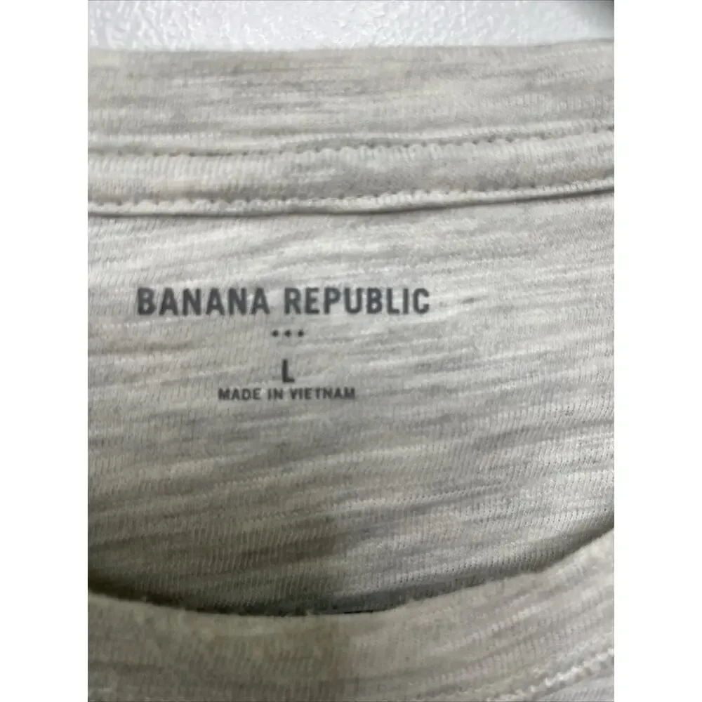 Banana Republic Long Sleeve Men's L Gray‎ Stretchy Lightweight Crew Neck T-shirt
